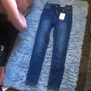 Skinny jeans